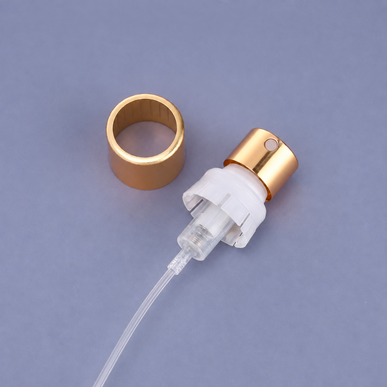 15mm Gold Plastic-Mount Perfume Spray Pump with Collar