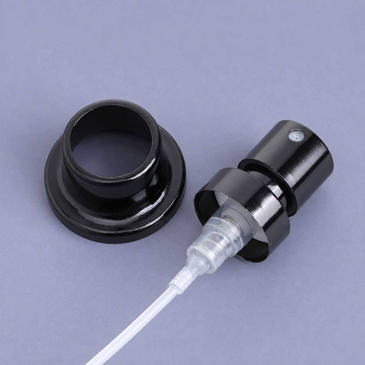 Wholesale 15mm Black Perfume Spray Pump with Wide Collar